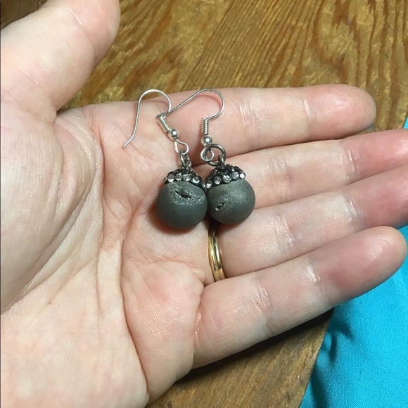 Real druzy geode earring, handmade, Designmefab - Picture 5 of 6